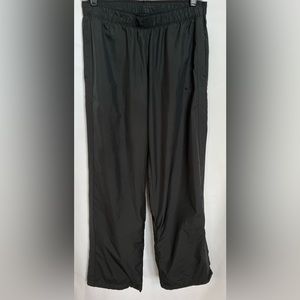 NIKE Water Resistant Pants - Black -Size‎ M